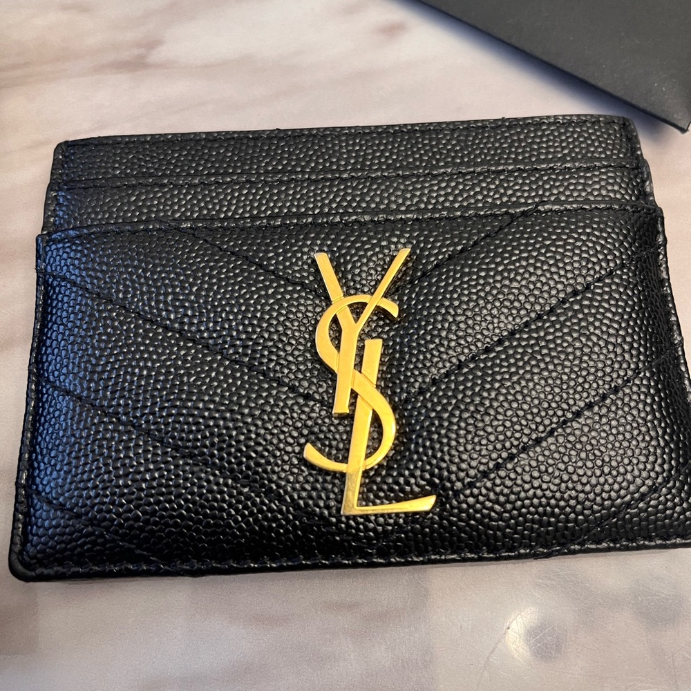 Saint Laurent Monogram card case in grain de poudre embossed leather - Picture 4 of 9